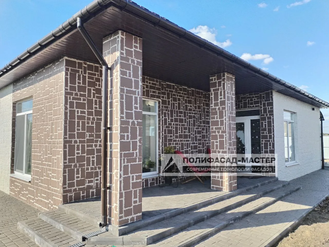 Облицовка фасада частного дома